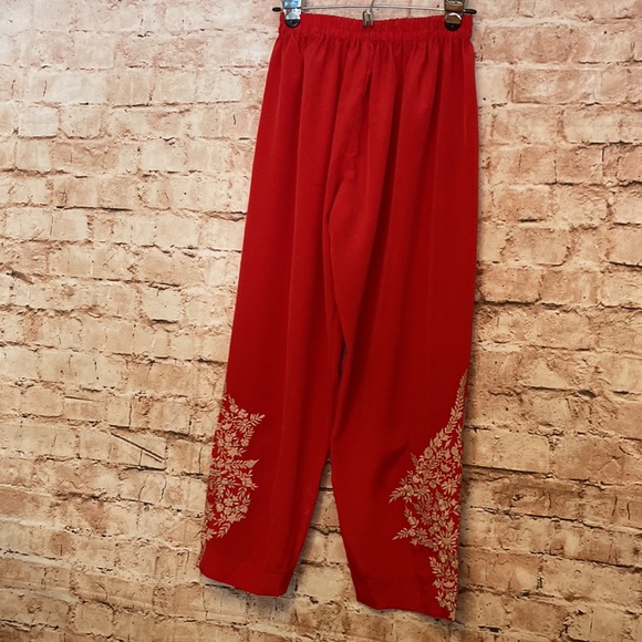 Indian Sherwani two-piece outfit - Picture 9 of 11